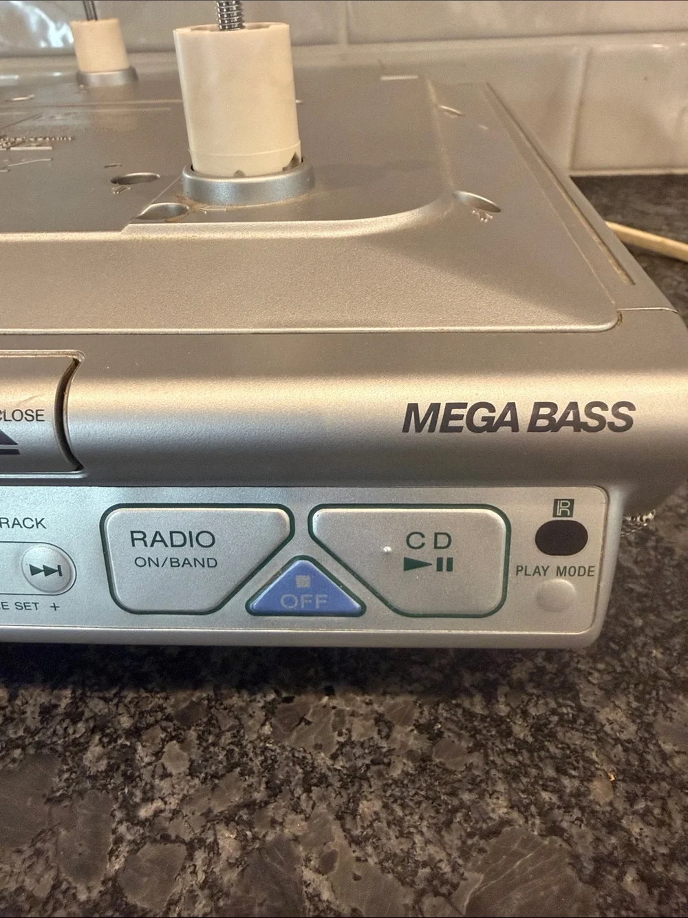 Sony Under Cabinet Mount Kitchen CD Player Radio